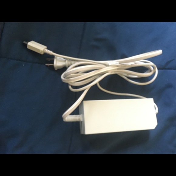 ➡️🎮NINTENDO WII CONSOLE‼️ and all the accessories to start playing. - Picture 14 of 17